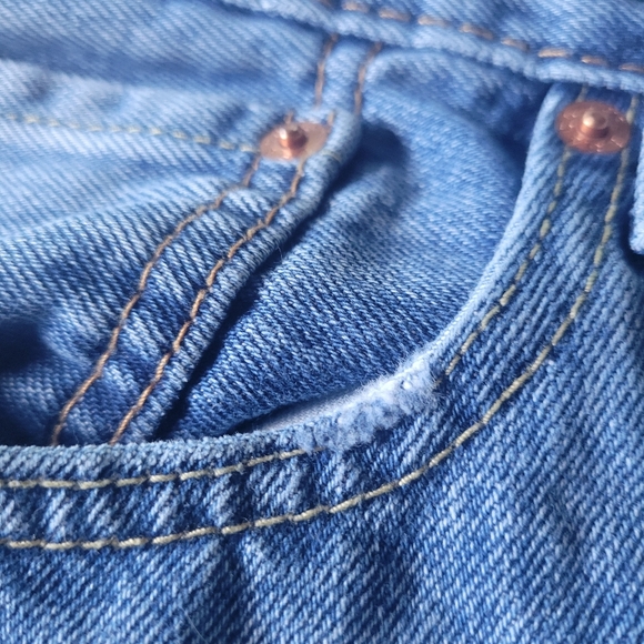 Men's Levi's 569 Blue Denim Shorts 38" - Picture 5 of 8